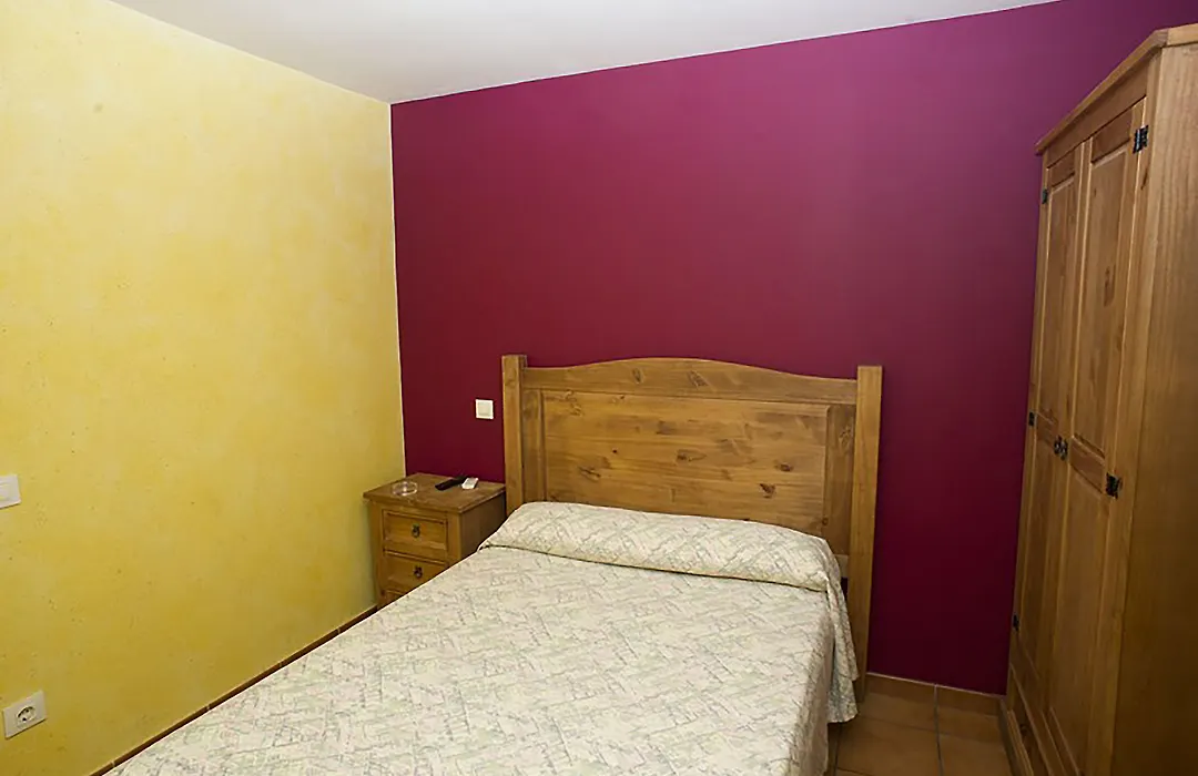 Hostal Velarde-1