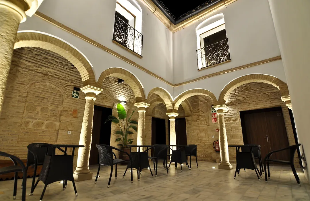 Patios Del Orfebre-1
