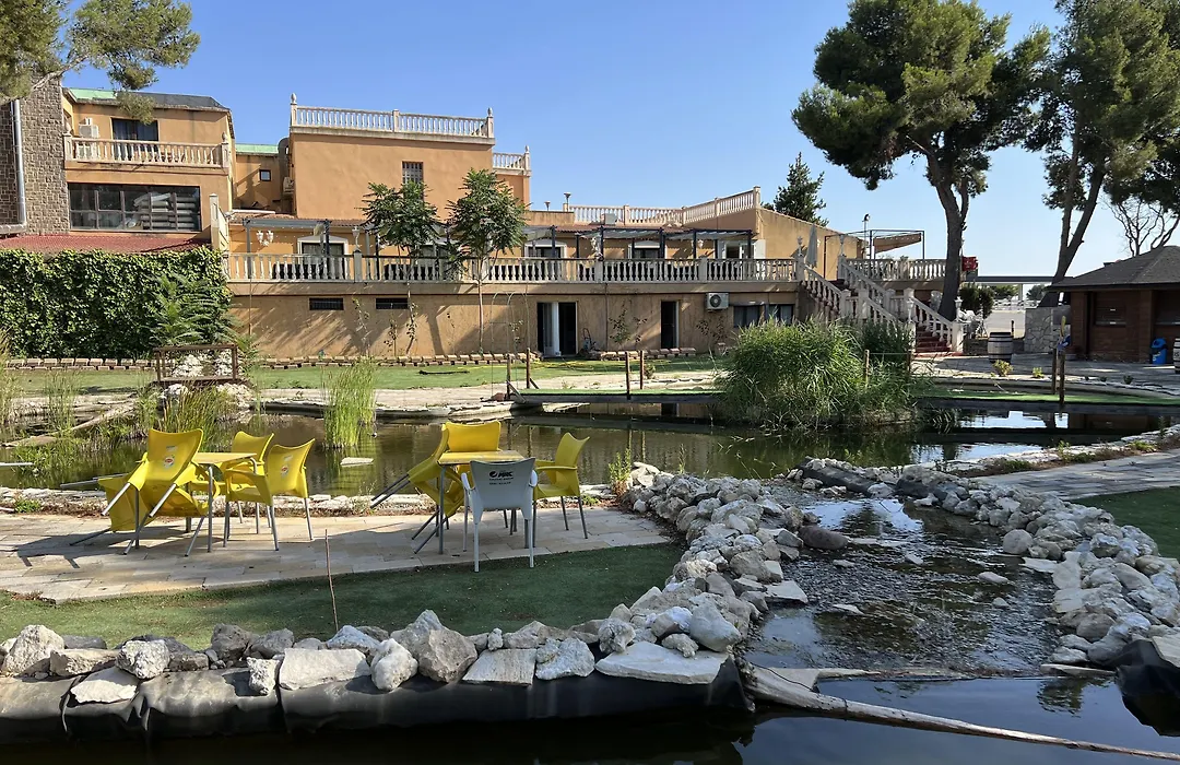 Hotel El Cisne-1