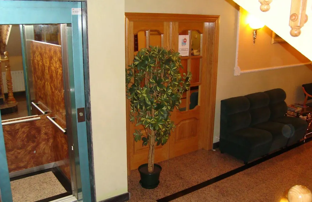Hostal Universal-1