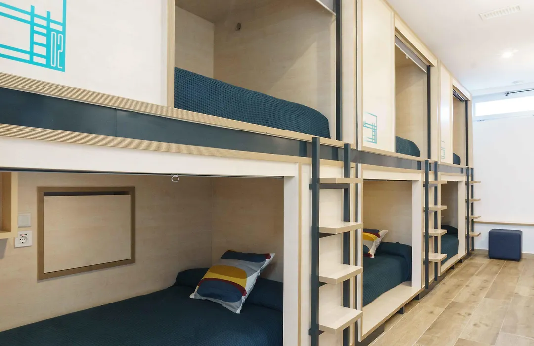 TAKE SURF Hostel Conil-1