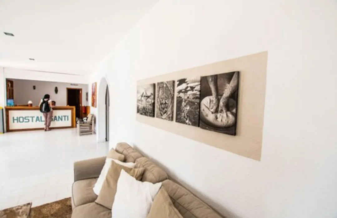 Hostal Santi-1