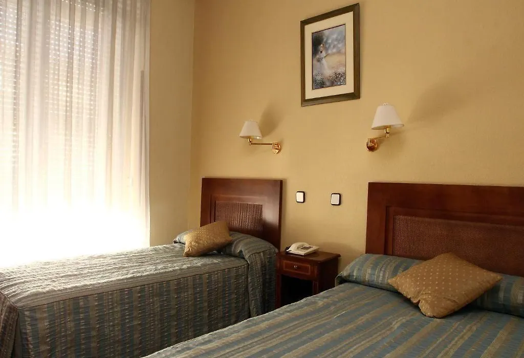 Hostal Sardinero-1