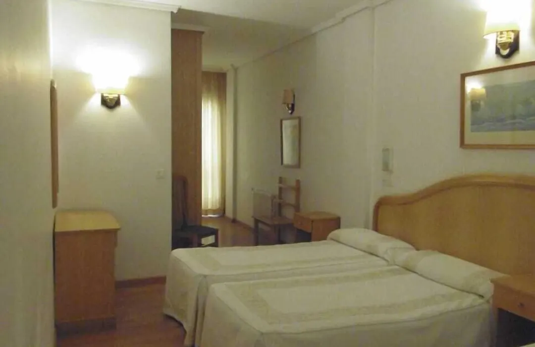 Hotel Herbiña-1