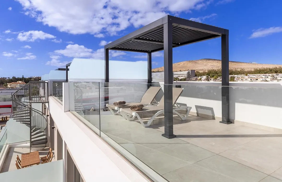 Calm Beach Apartments-1