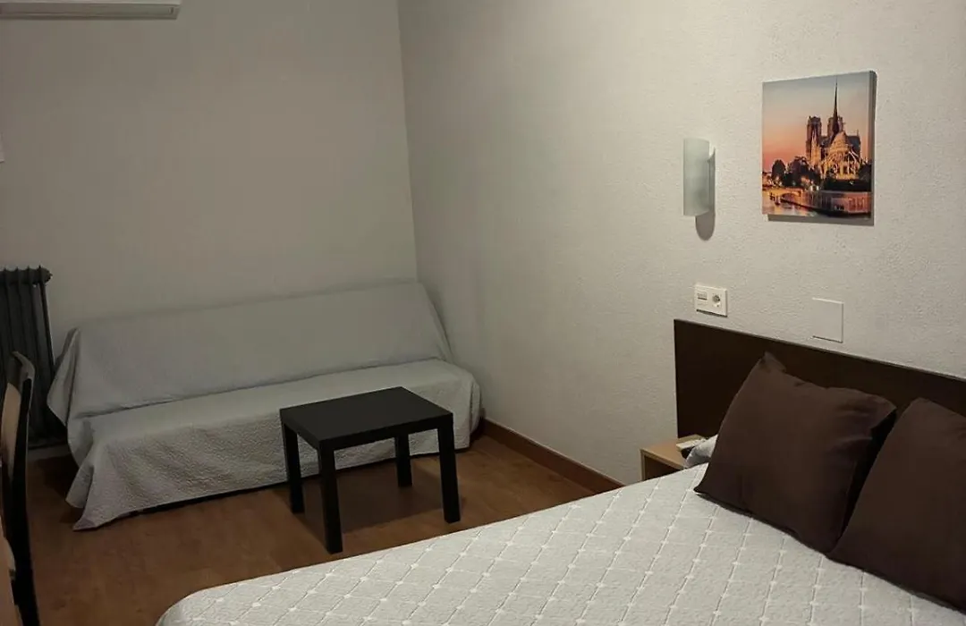 Hostal Conde David-1