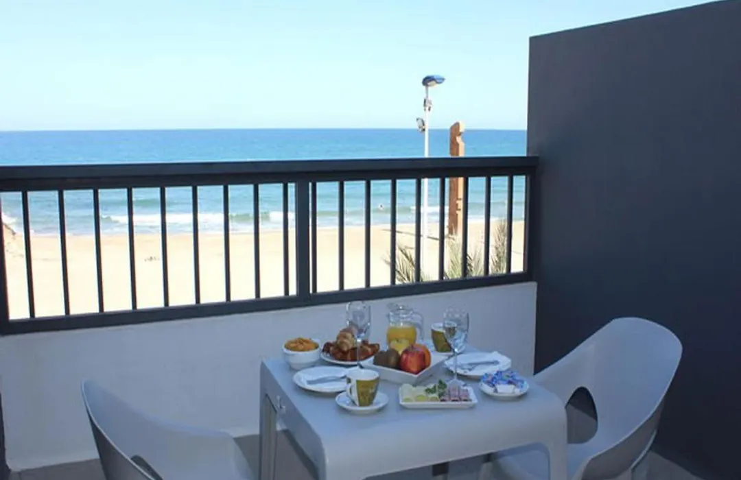 Hotel La Familia-1