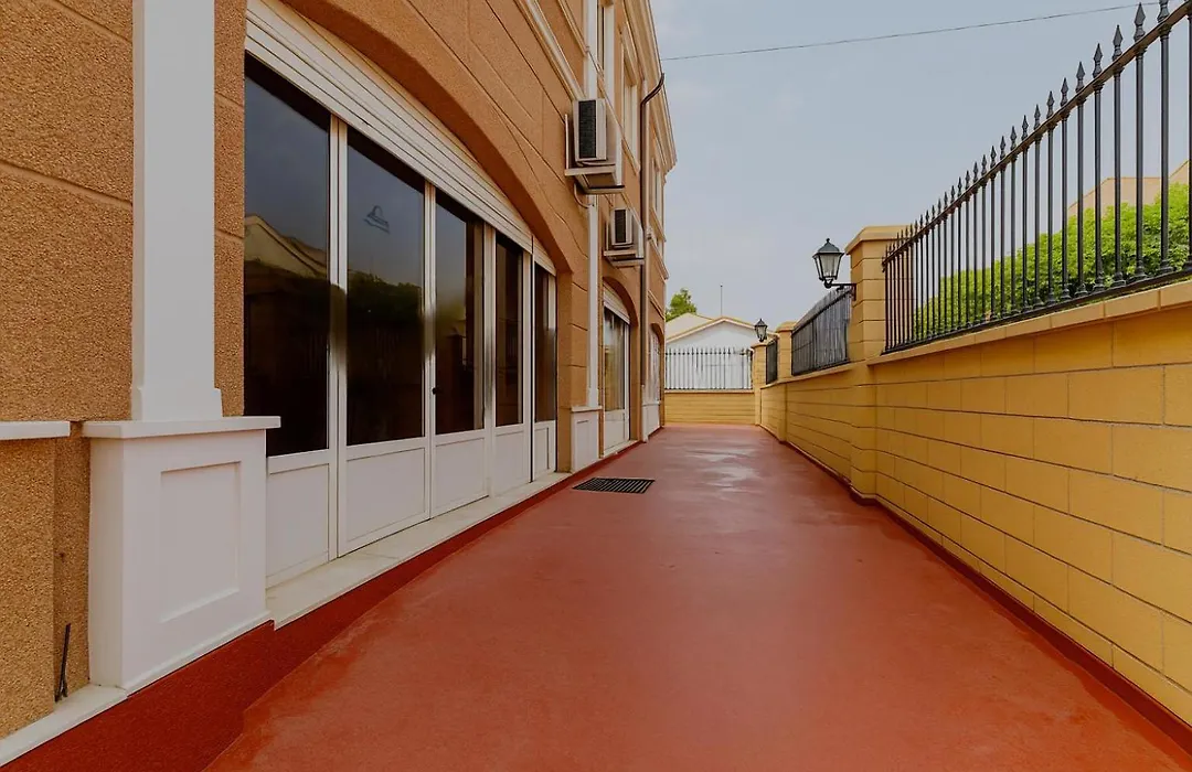 Ayz Elcano - Auto Check-In Property-1