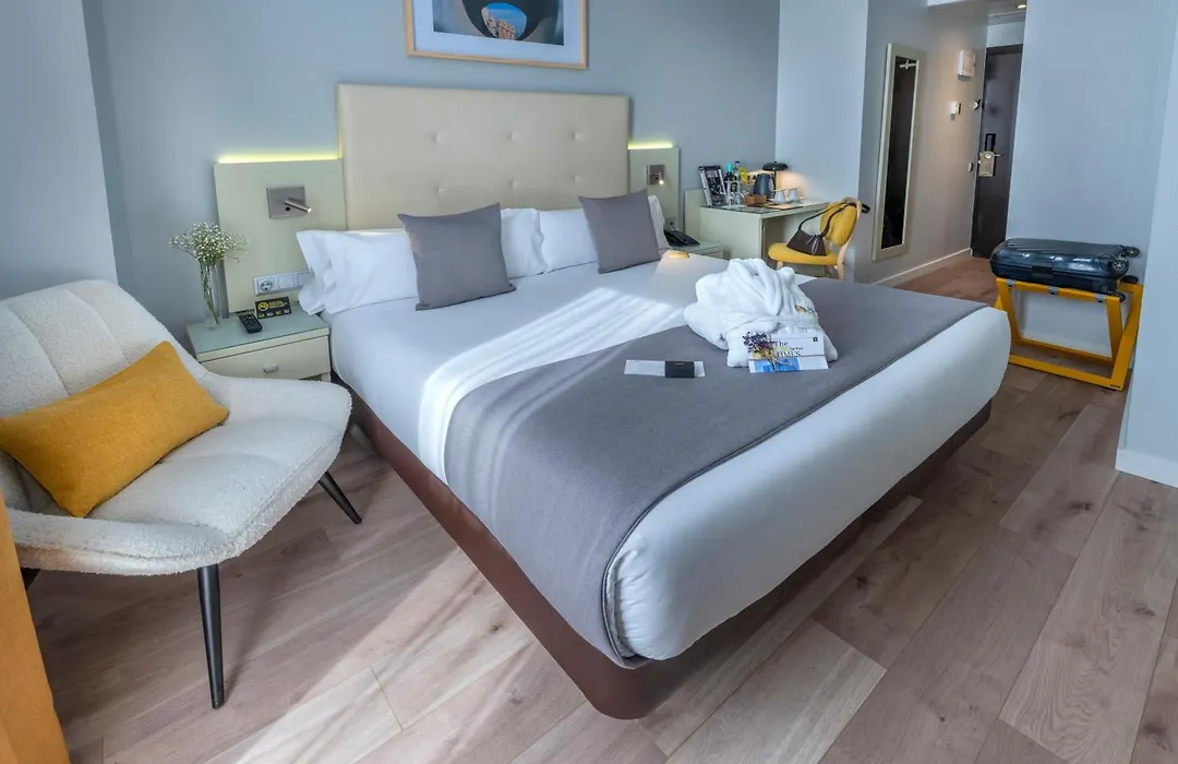 Hotel SERHS Del Port-1