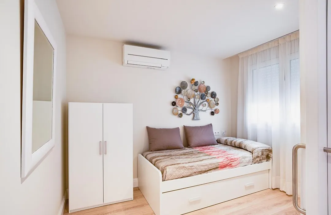 Hotel Pirineos Figueres by Pierre&Vacances-1