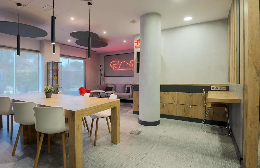 Ibis Montmelo Granollers-1