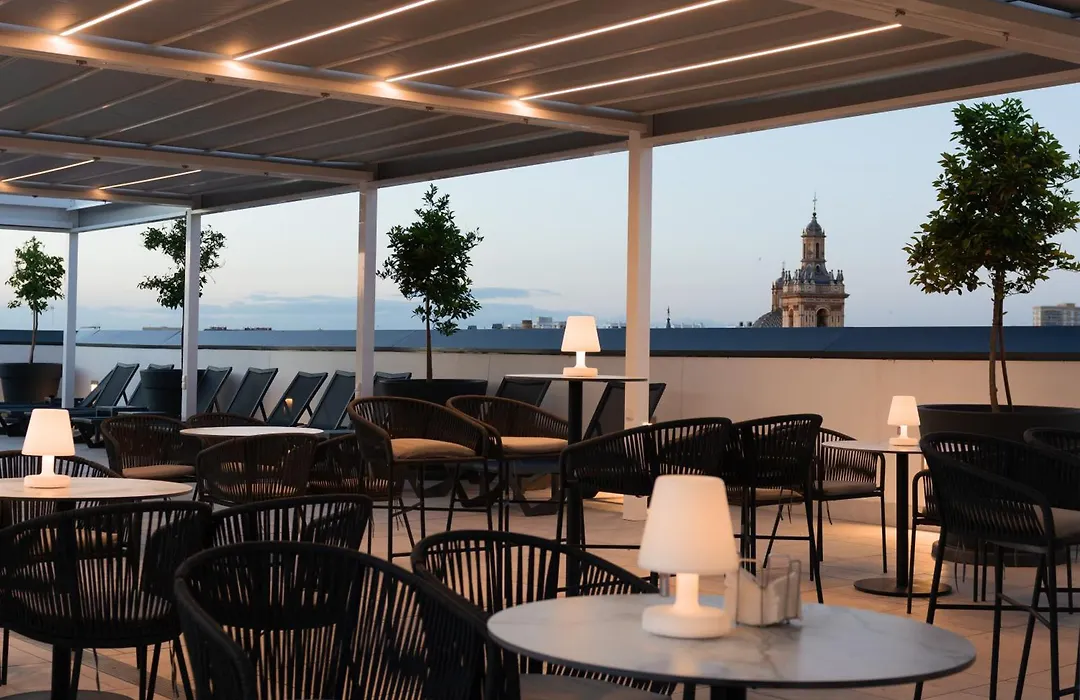 Hotel Giralda Center-1