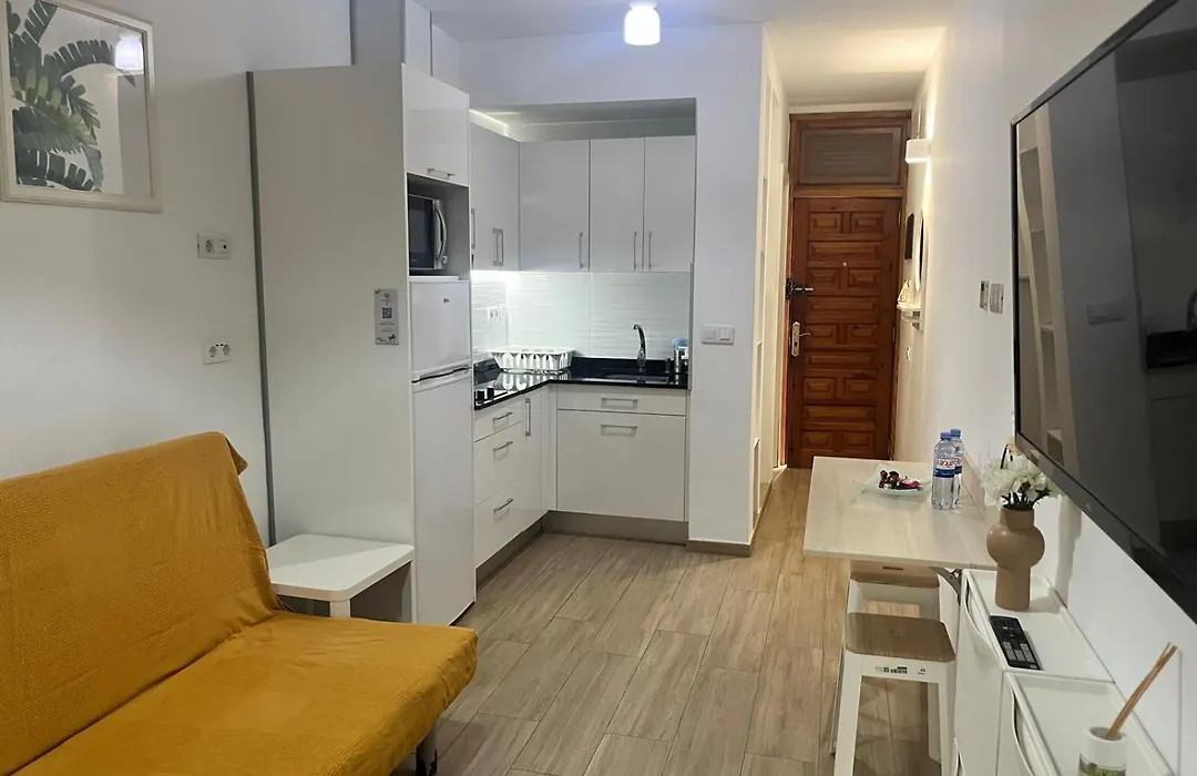 Green Beach Las Canteras-1