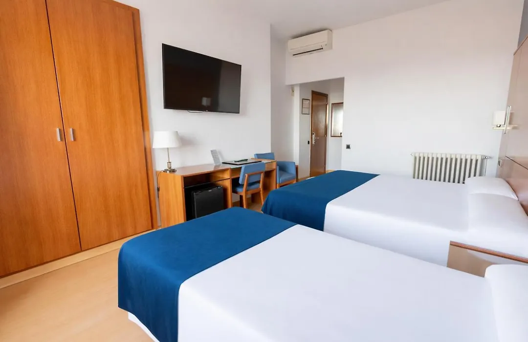 Hotel Sant Jordi-1