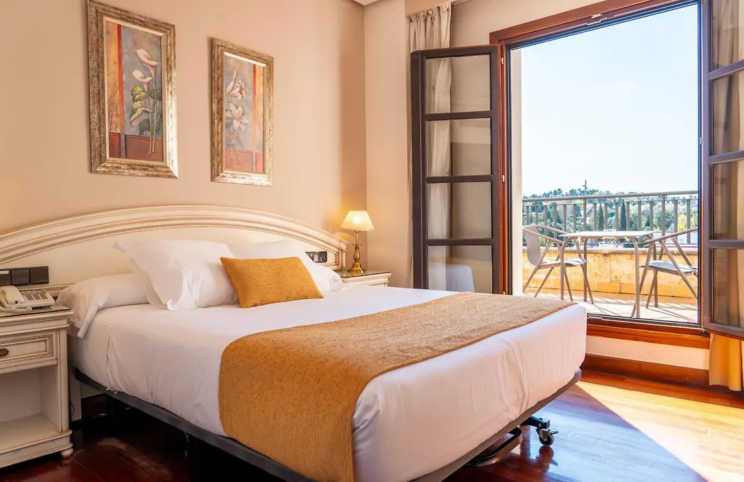 Hotel Conde Ansurez-1