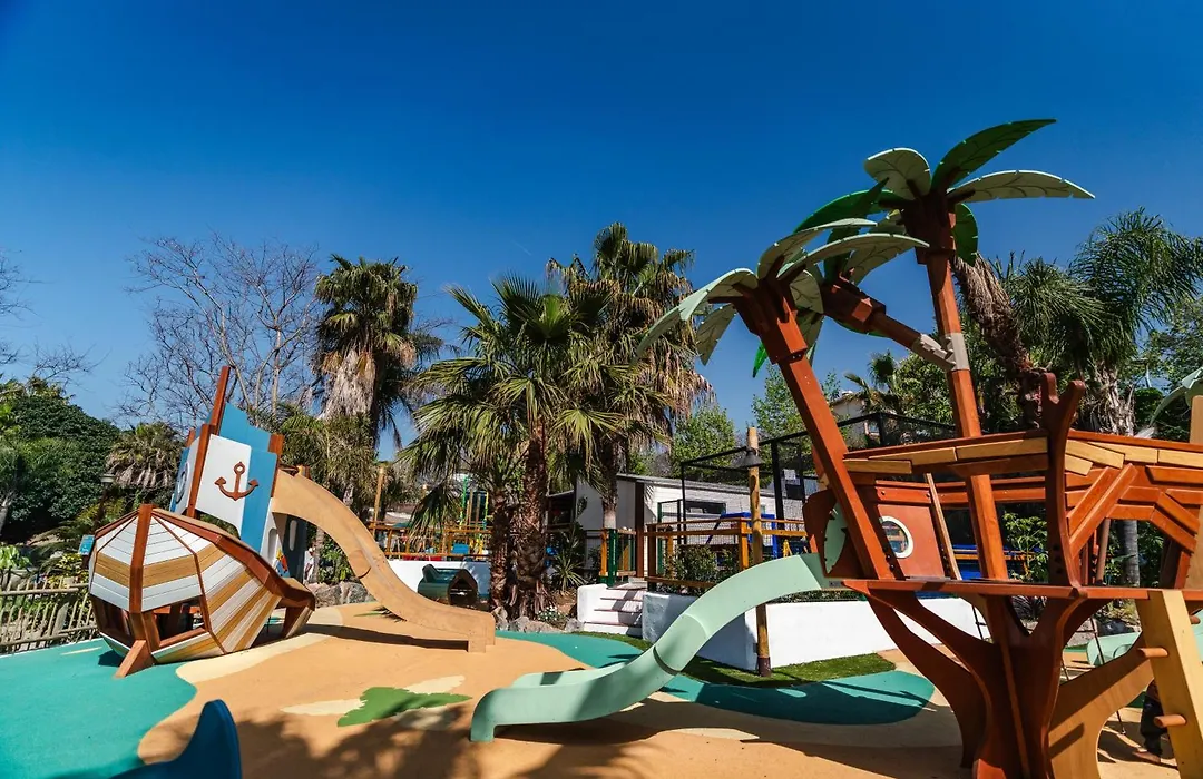 La Siesta Salou Resort & Camping-1