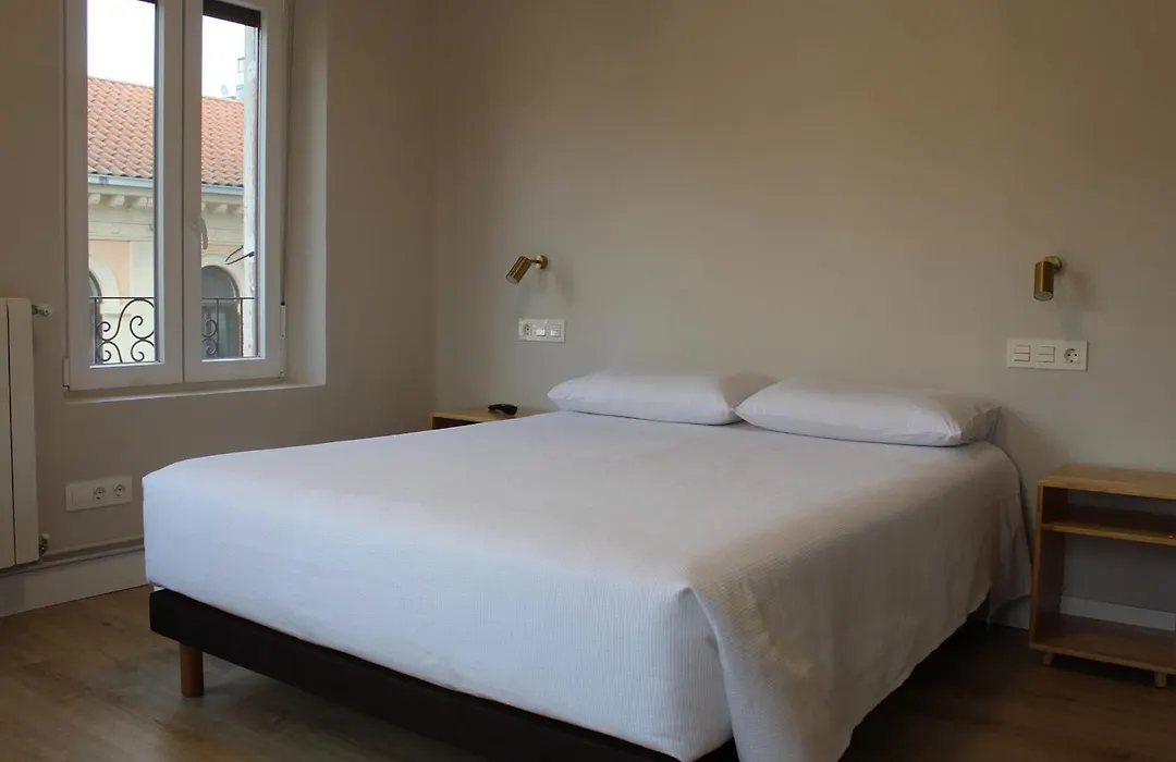 Hostal Boreal Mistral-1