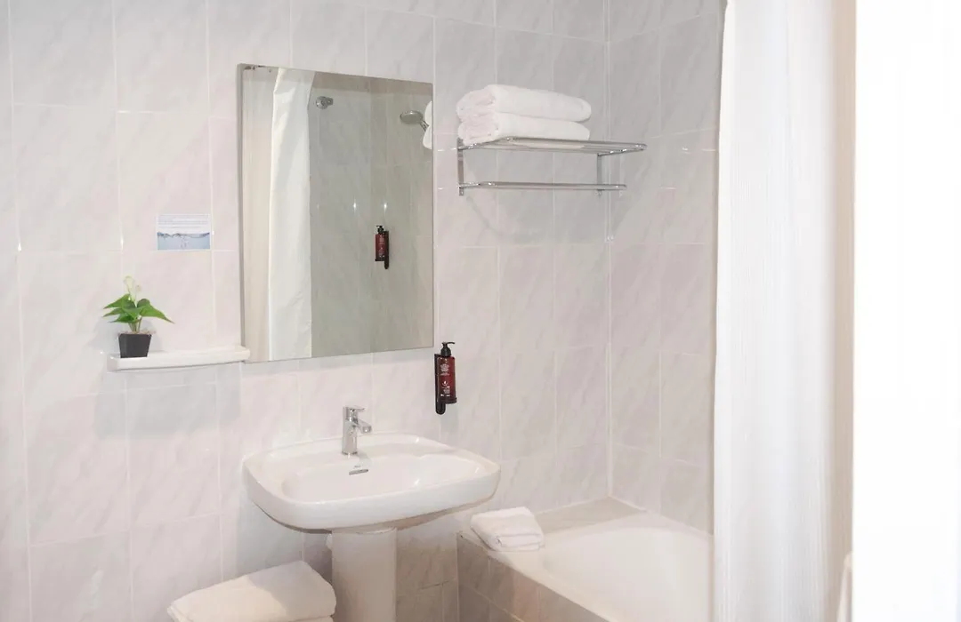 Hostal Comercio-1