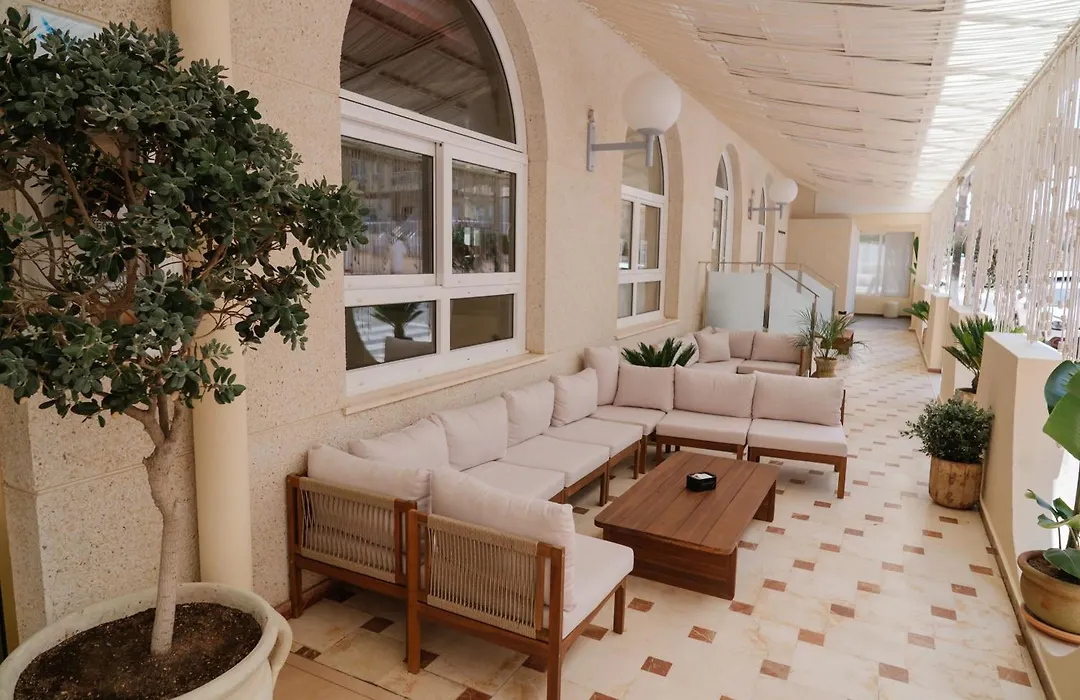 Hotel Guardamar-1
