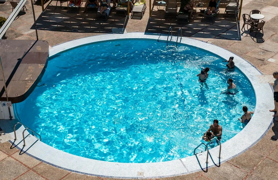 Hotel Pinos Playa-1
