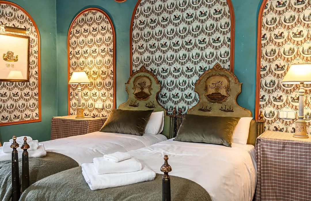 Queens Hotel Toledo-1