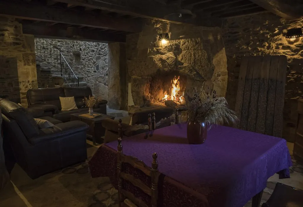 Hotel Rural Bermellar-1