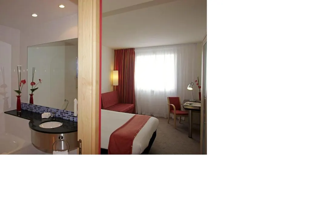 Holiday Inn Express Barcelona City 22@ By Ihg-1