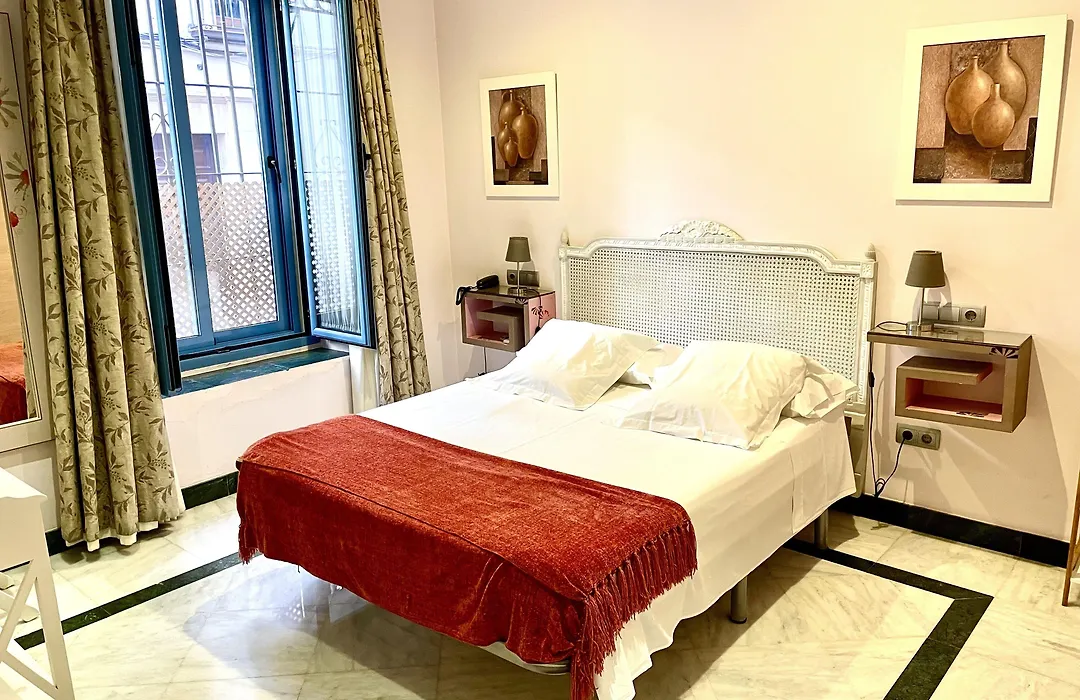 Hotel Conde De Cardenas-1