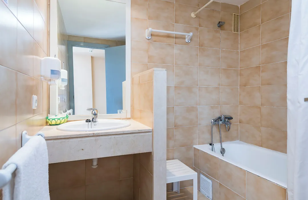 Alcudia Beach Apartments-1