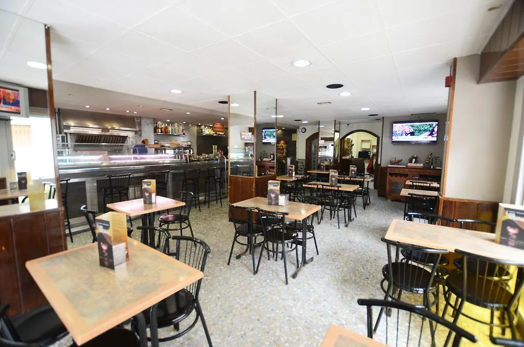 Hostal Los Manos-1