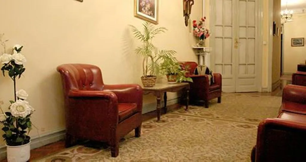 Hostal Delfina-1