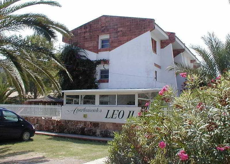 Apartamentos Leo-1