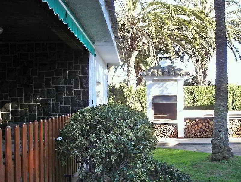 Resort Oasis-1