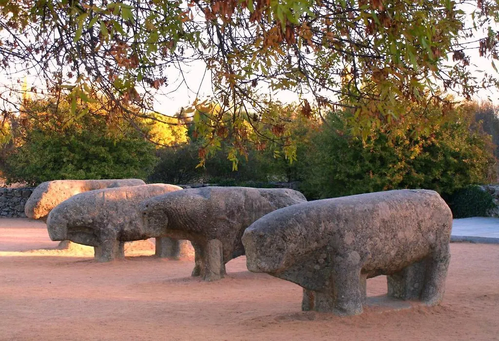 Toros de Guisando-1