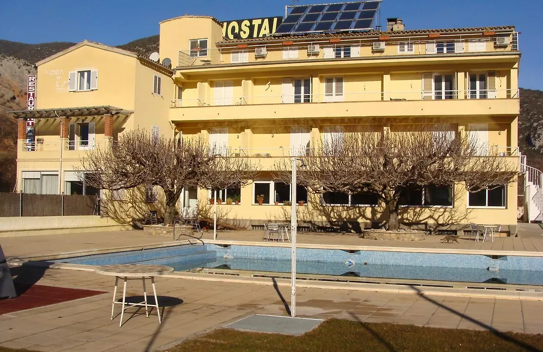 Hotel Del Llac-1