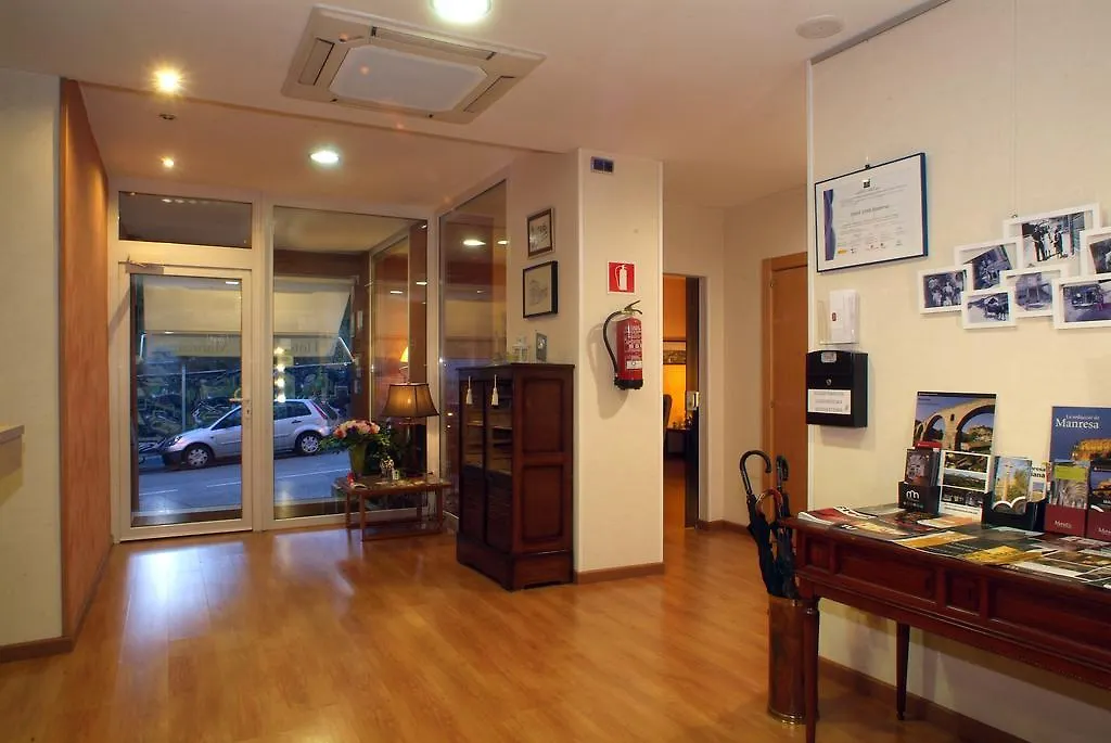 Hotel 1948 Manresa-1