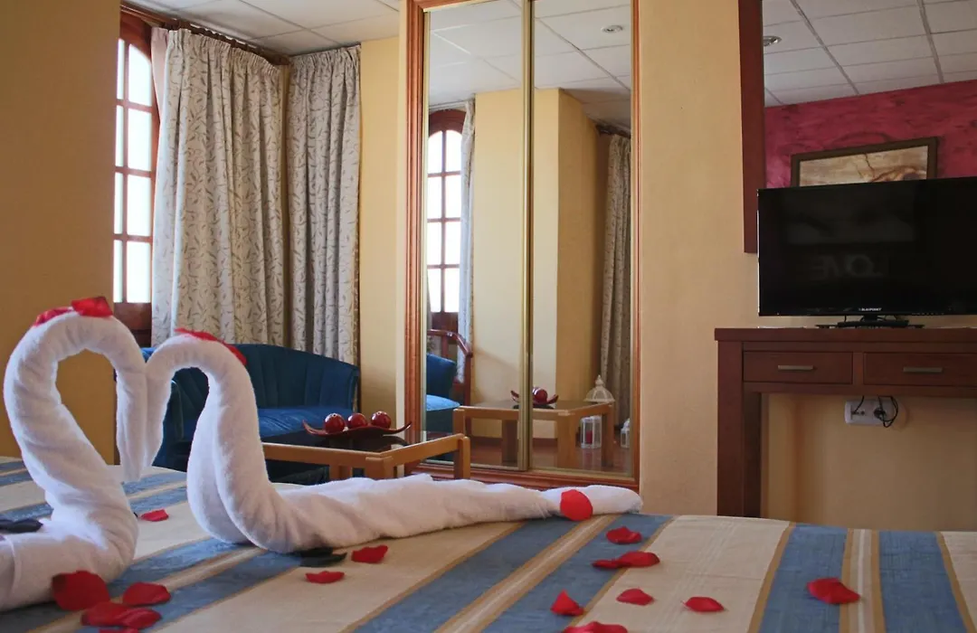Hotel La Curva-1