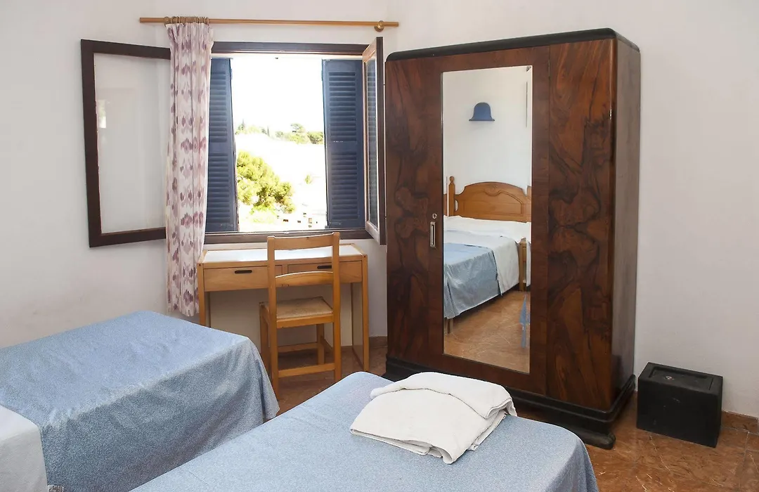 Surfing Concept Hostel-1