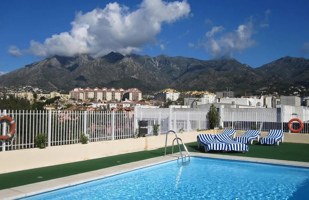Ona Marbella Inn-1