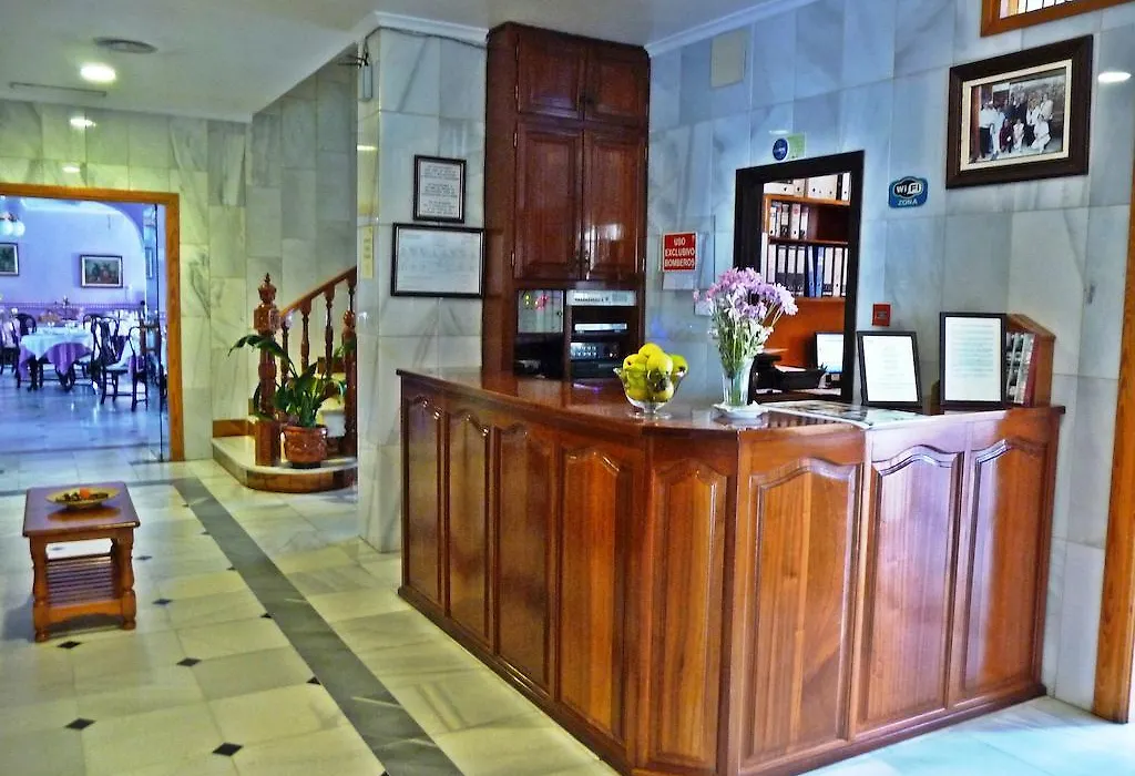 Hotel Maria Luisa-1