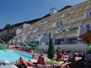 Apartamentos Omar-1