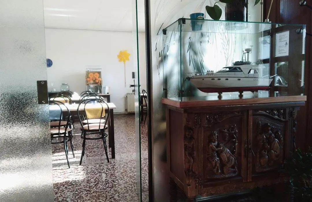 Hostal Santa Gemma-1