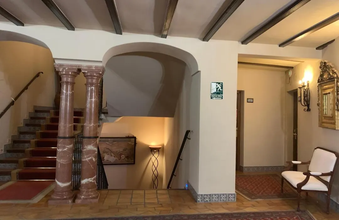Hotel Santo Domingo Lucena-1
