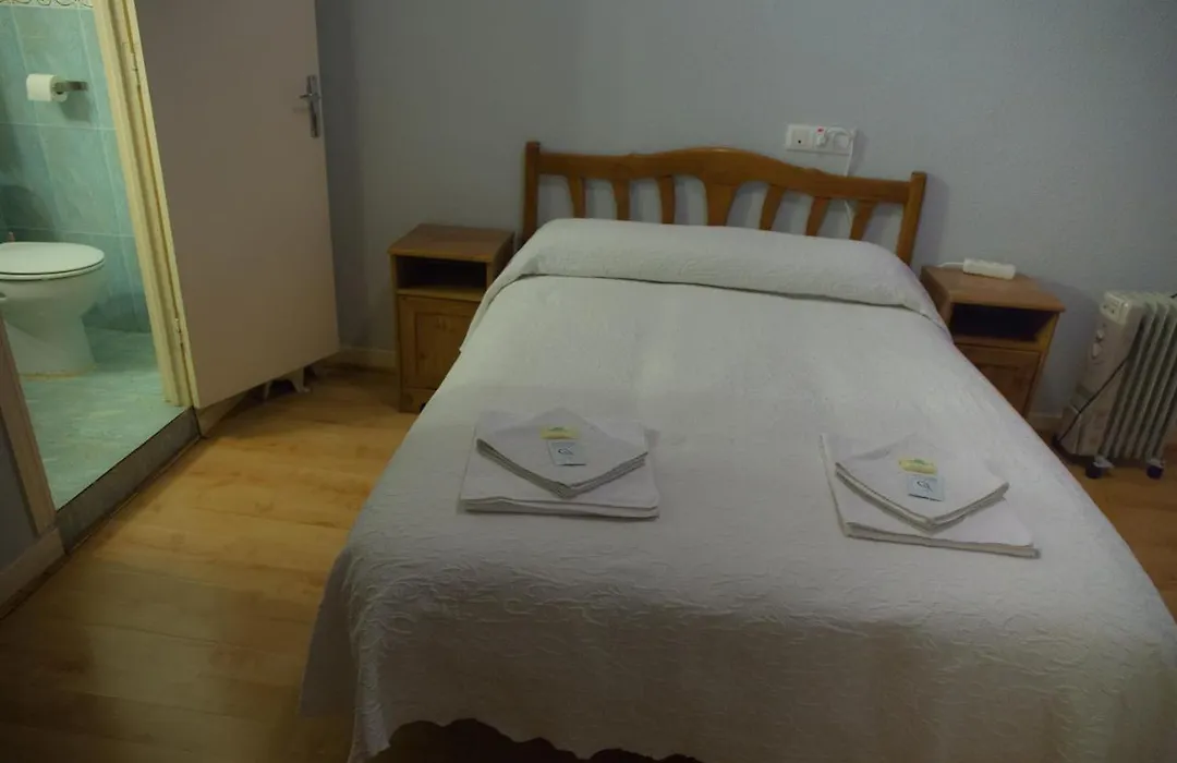 Hostal Lamalonga-1