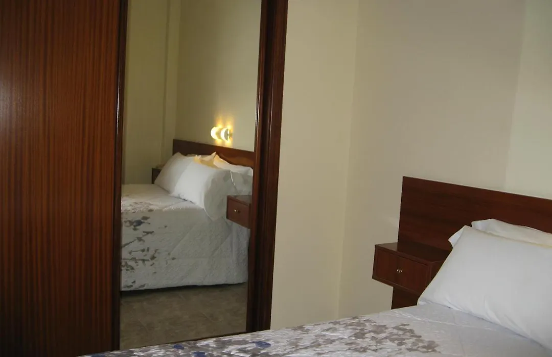 Hostal Roma-1