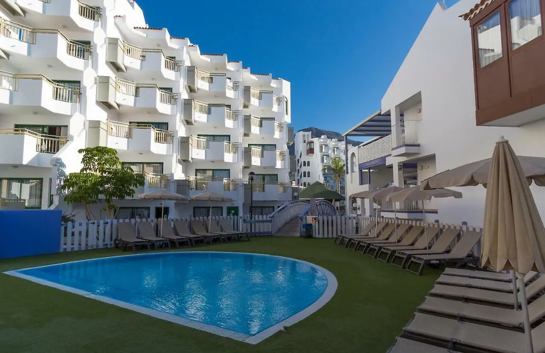 Playaolid Suites & Apartments-1