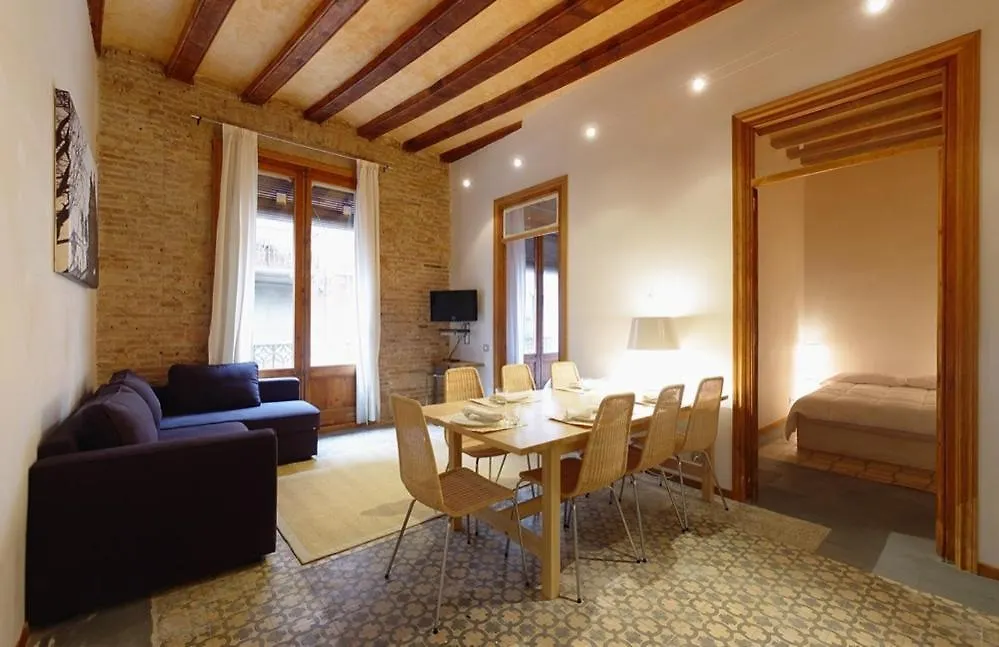 Visit-Bcn Cosmopolitan Apartments-1