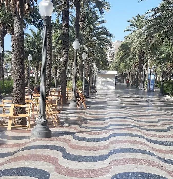 Hostal Alegria Alicante-1