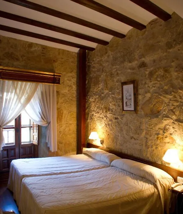 Hotel Microtel Placentinos-1