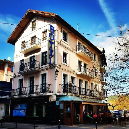 Hotel Lauaxeta Etxea-2